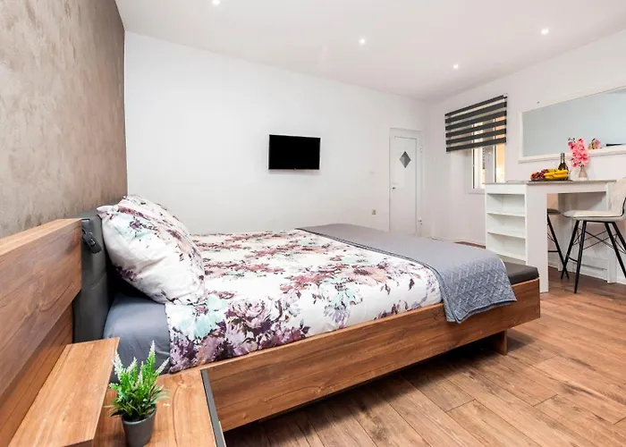 Διαμέρισμα Ana *