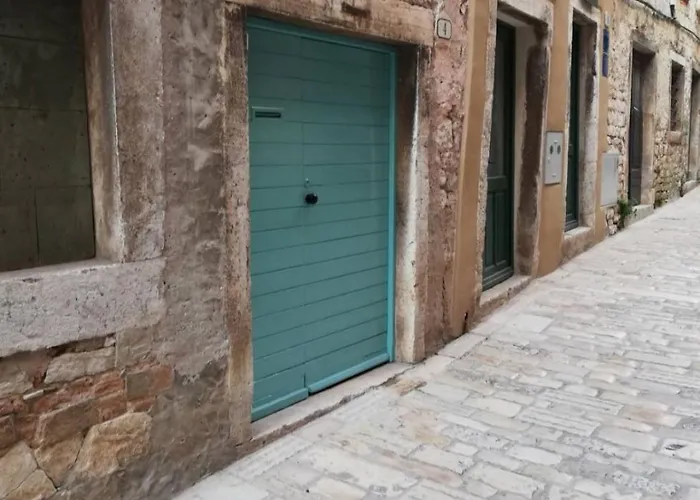 Ana Διαμέρισμα Ρόβινι